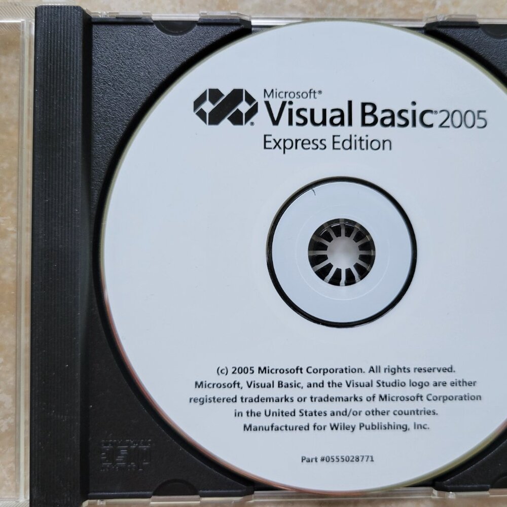 Microsoft Visual Basic 2005 Express Edition - Picture 2 of 2